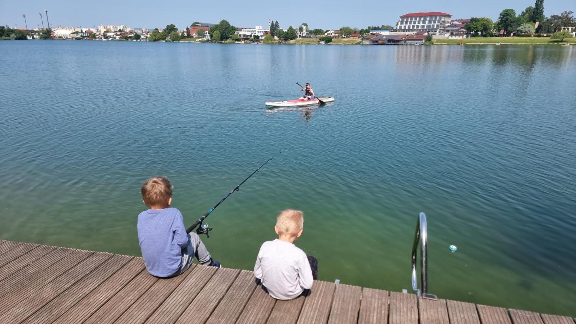 TopSenec-Lakeside Home Buitenkant foto